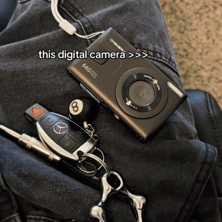 AuraPix Digital Camera